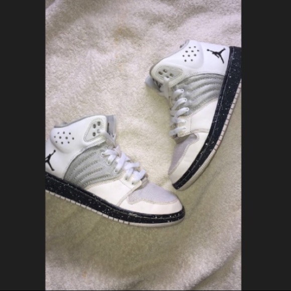 Jordan true flight GG